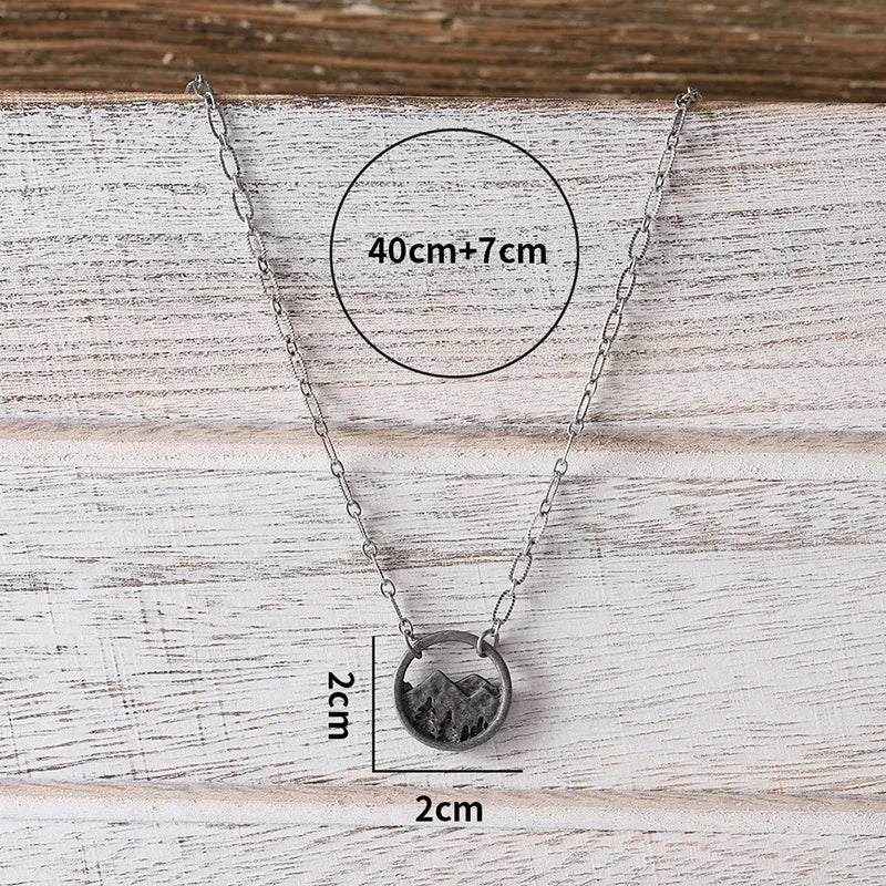 Vintage Mountain Forest Pine Tree Necklace Women Charming Geometric Design Fashion Camping Jewelry Necklaces Travel Souvenir