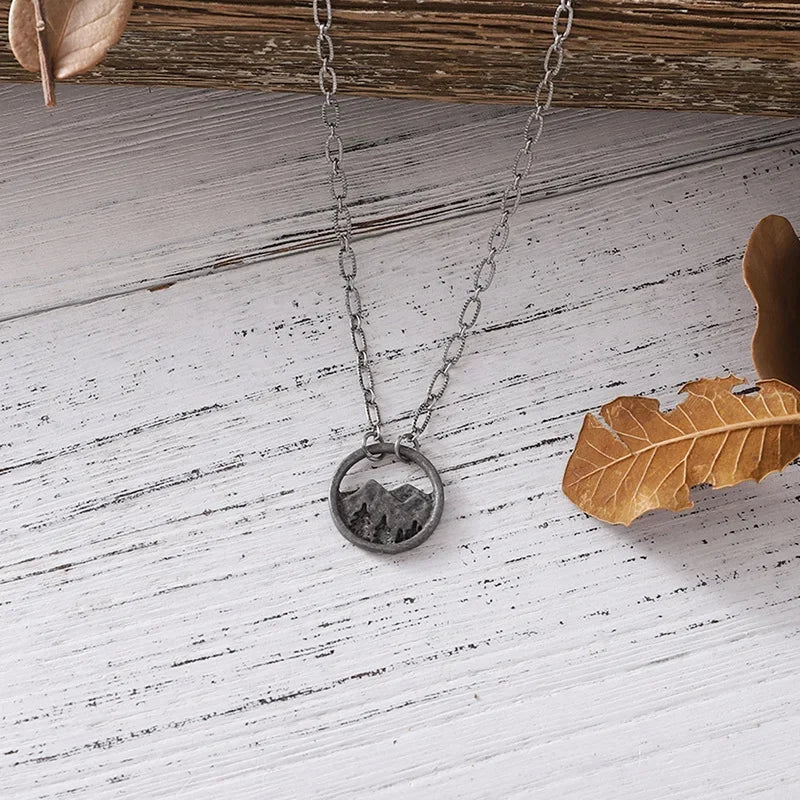 Vintage Mountain Forest Pine Tree Necklace Women Charming Geometric Design Fashion Camping Jewelry Necklaces Travel Souvenir