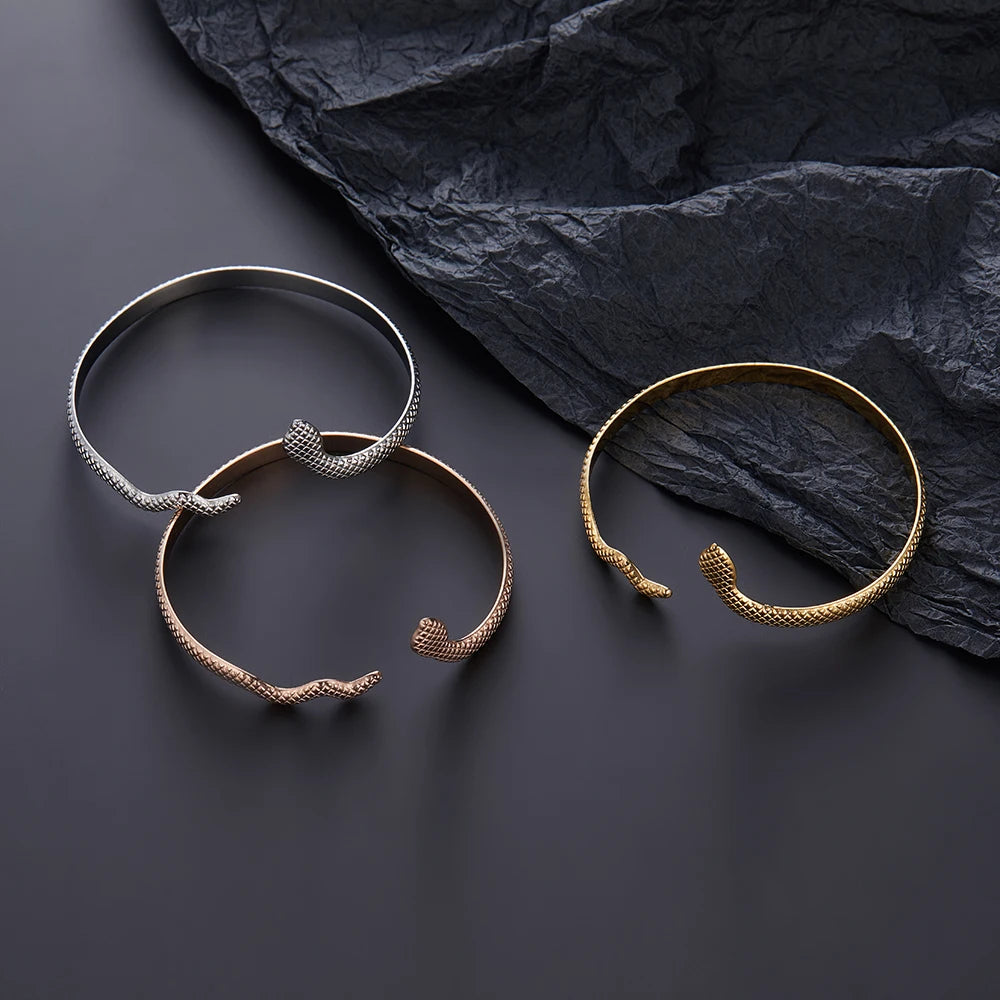 Fashionable and simple snake-shaped bracelet, open stainless steel snake head bracelet for women, gift for girls