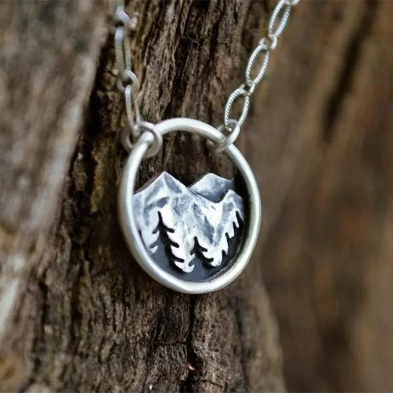 Vintage Mountain Forest Pine Tree Necklace Women Charming Geometric Design Fashion Camping Jewelry Necklaces Travel Souvenir
